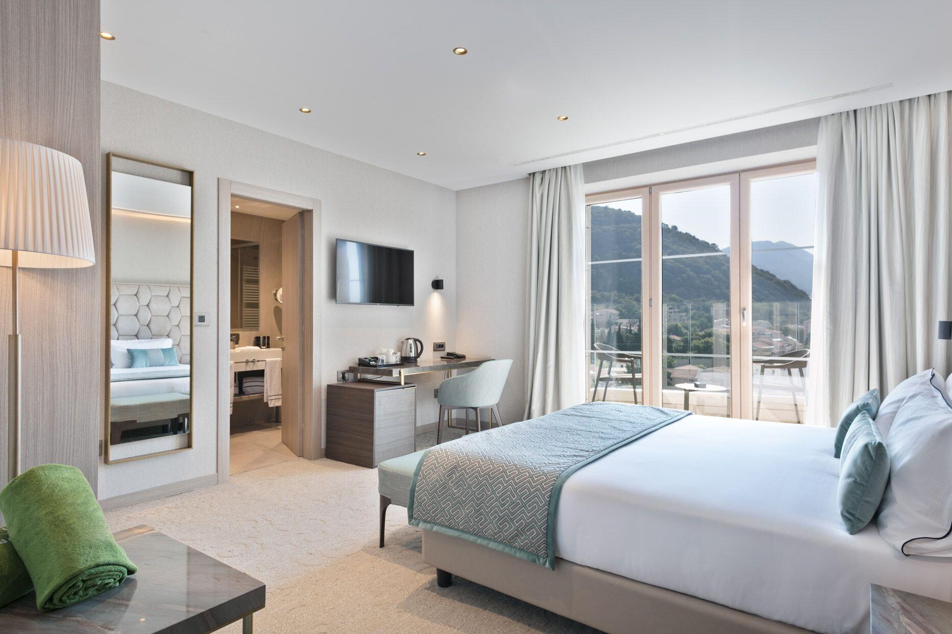 Hotel Ami Budva Petrovac Luaran gambar