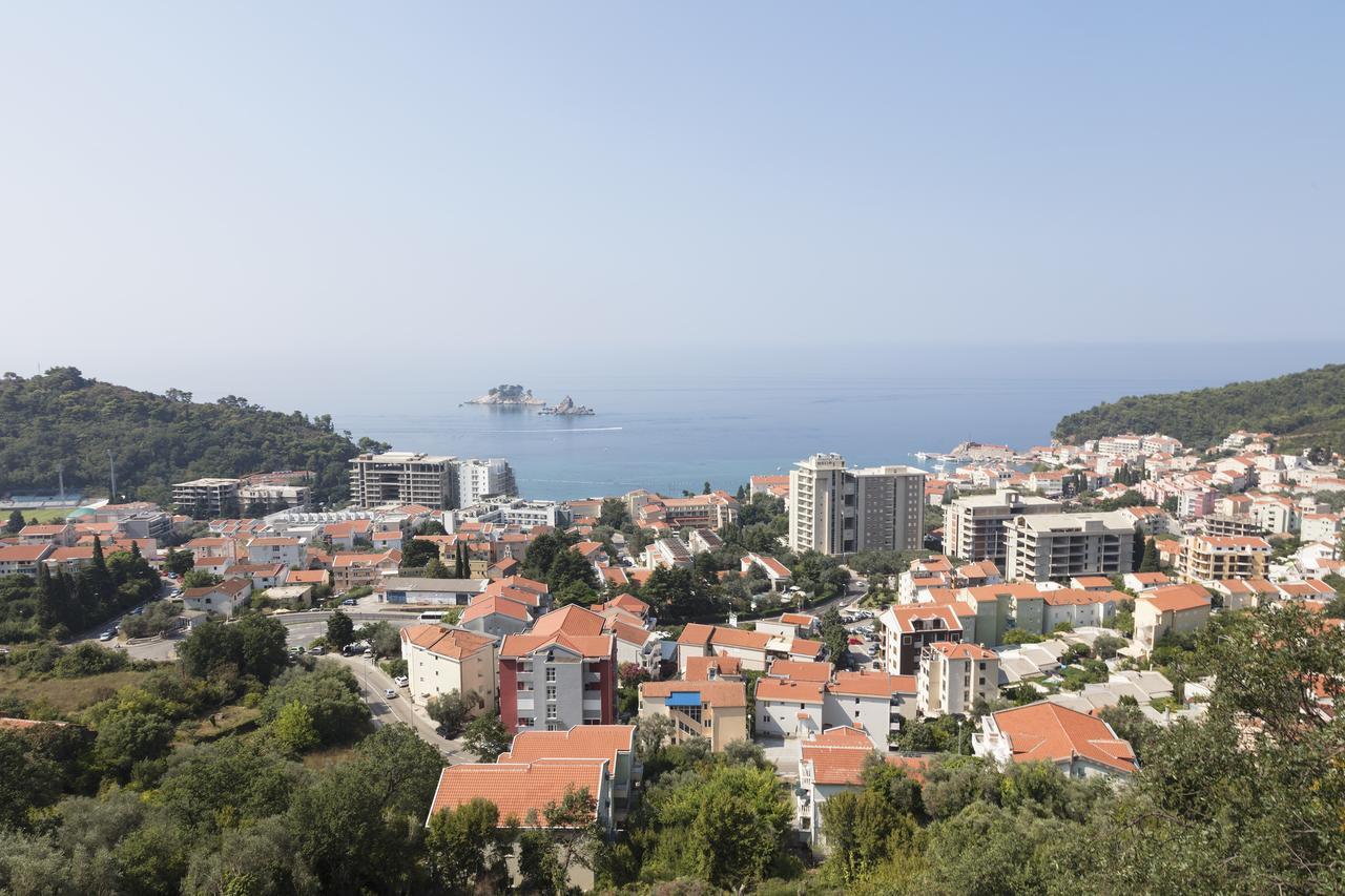 Hotel Ami Budva Petrovac Luaran gambar